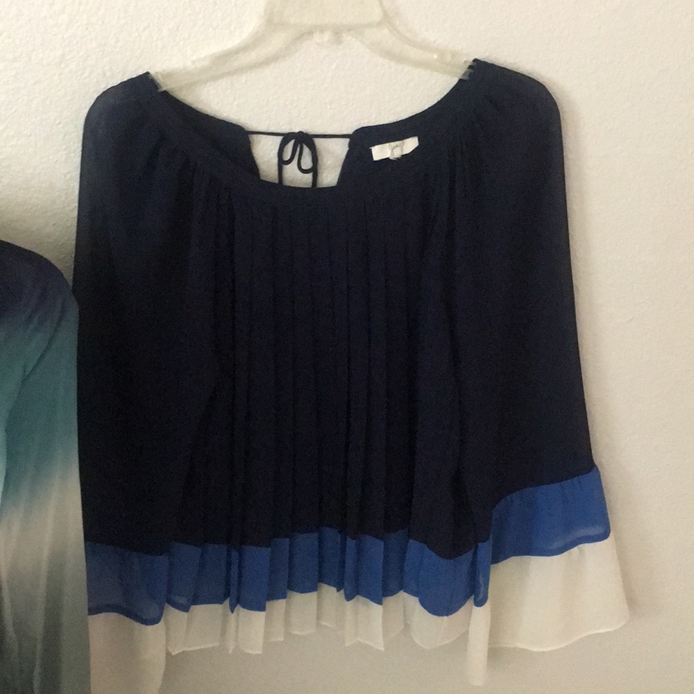 4 Tops - Picture 4 of 6